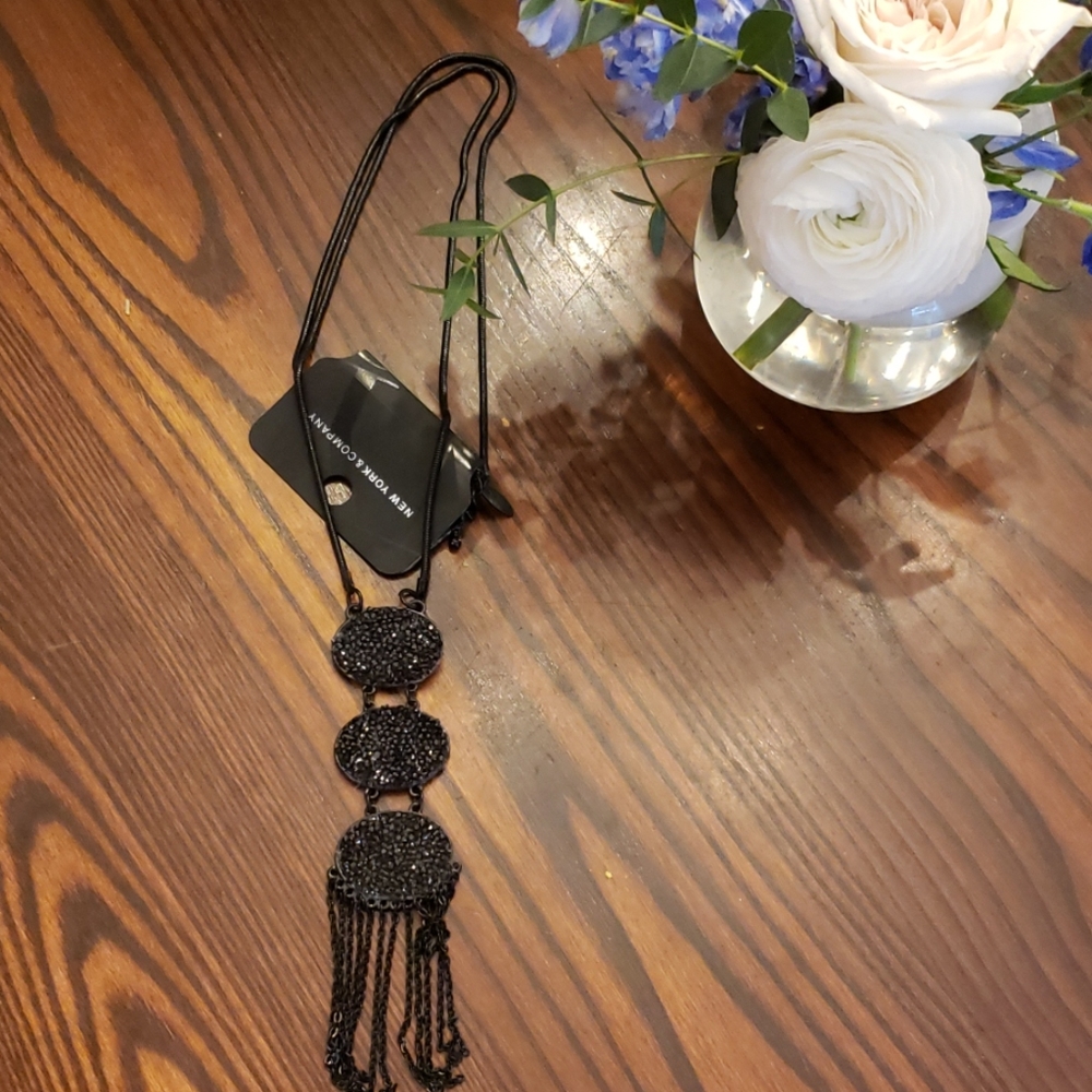 NY & CO black sparkle necklace